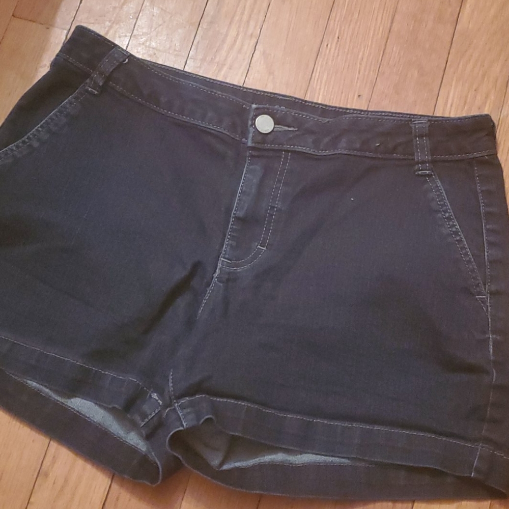 Jennifer Lopez Dark Wash Denim Shorts